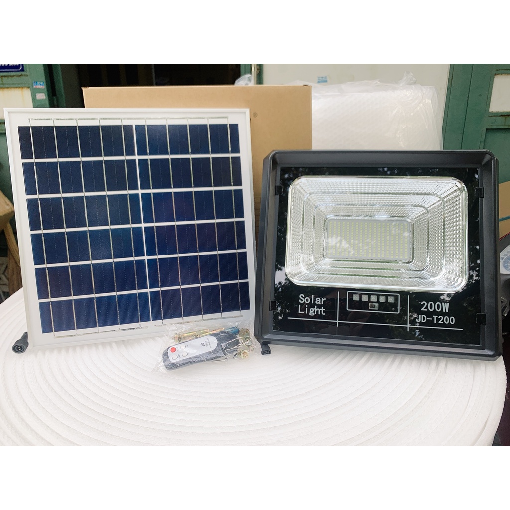 Đèn Pha Năng Lượng Mặt Trời Jindian JD T200