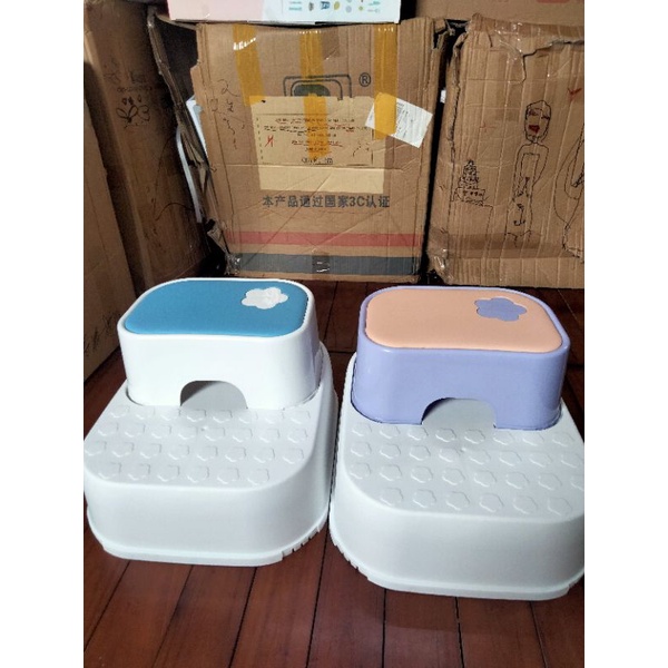 Ghế tự lập cho bé hình bông hoa, có thể tháo rời tầng