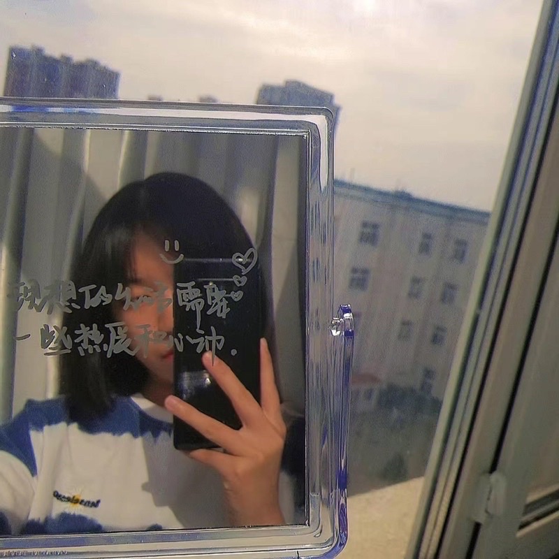 Gương Để Bàn Trong Suốt, Gương Trang Điểm Xoay 360 Độ Mẫu Mã Đặc Sắc Phù Hợp Để Decor