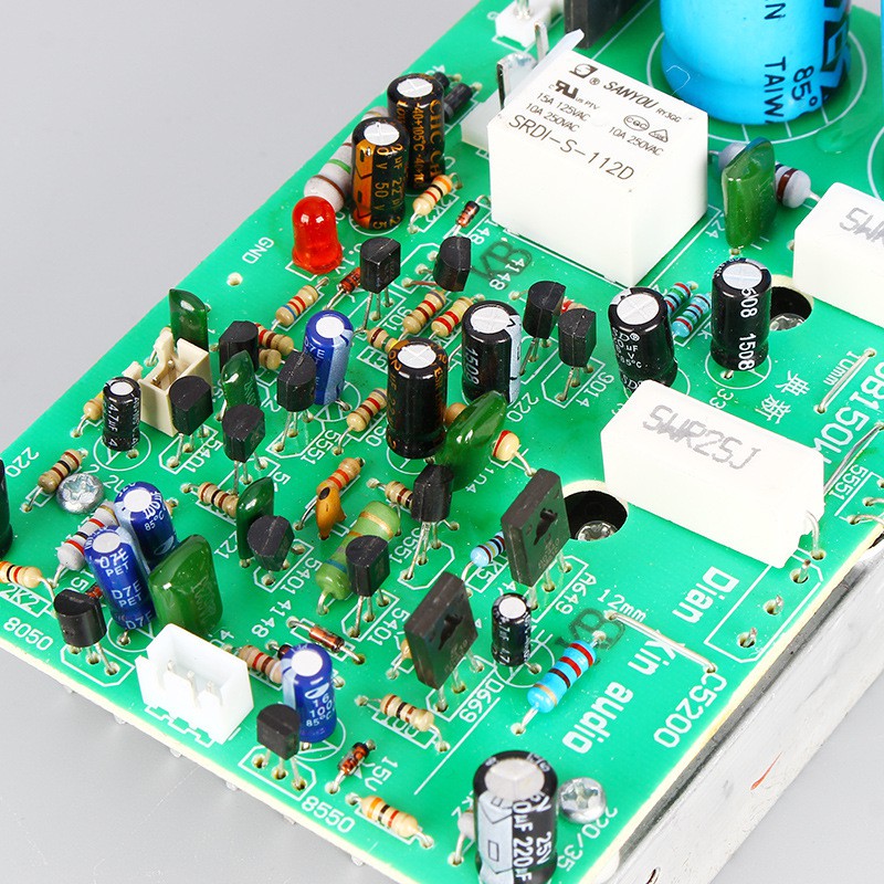 Mạch khuyếch đại công suất SUB 300W - Dùng 4 sò đại Toshiba C5200 và A1943 - Nguồn 24V - 28V