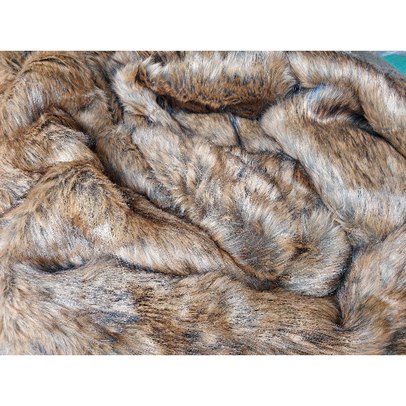 Lông dài may cổ áo khoác, may mũ áo