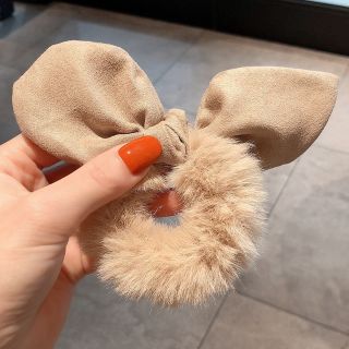 CỘT TÓC TAI THỎ