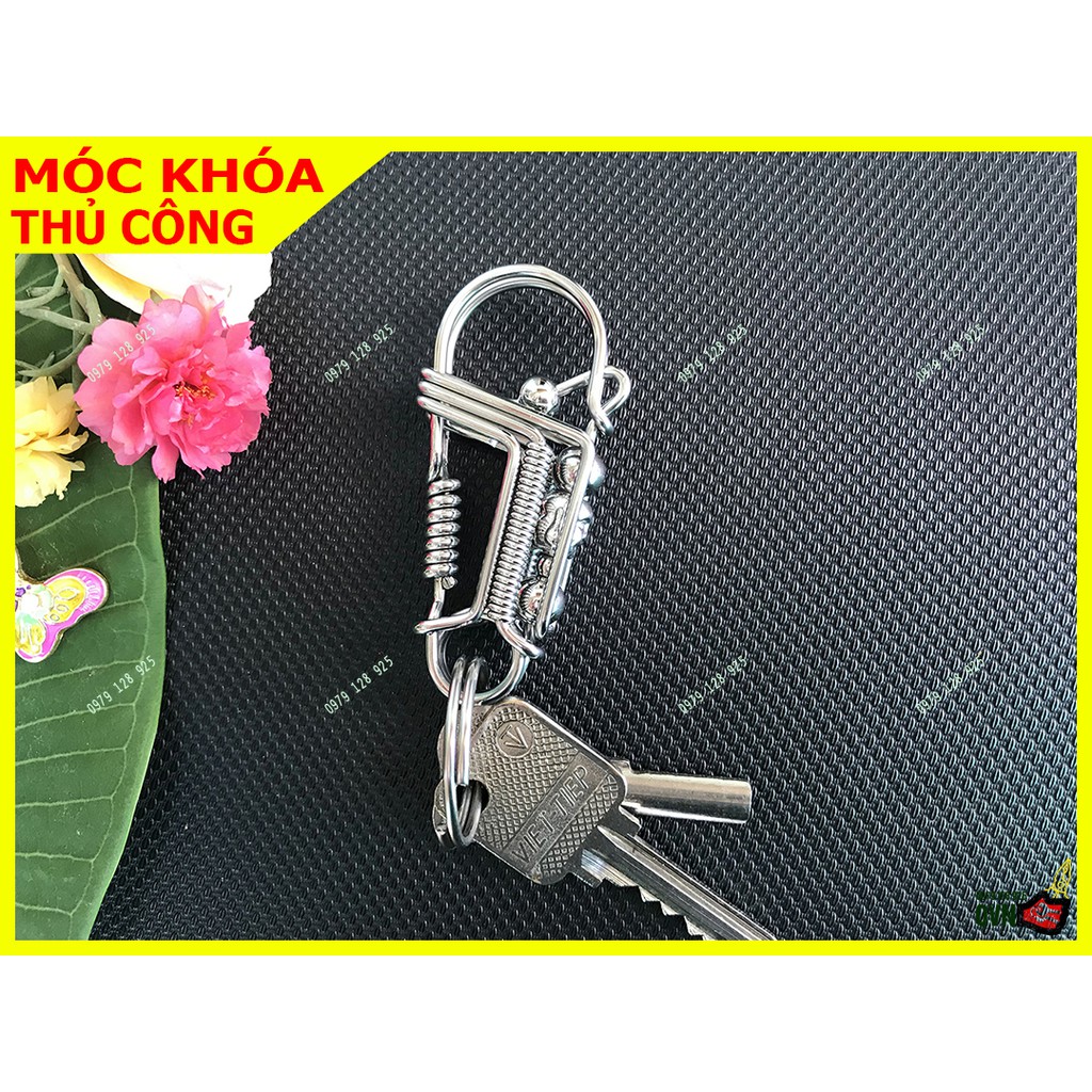 Móc chìa khóa  thần tài xe máy ô tô đẹp chất liệu inox cài lưng quần thời trang Móc khóa thủ công