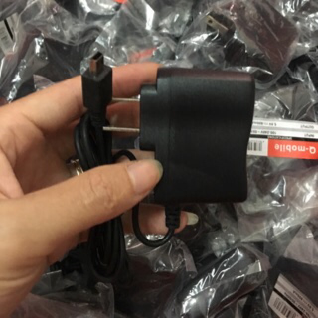 Xạc Chân Vuông V3 Q-mobile,Loa bluetooth...