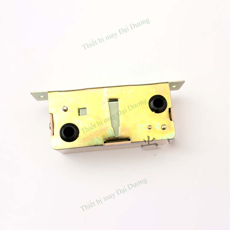 CÔNG TẮC MÔ TƠ MÁY MAY CÔNG NGHIỆP > CÔNG TẮC MÁY KHÂU 1 PHA 3 PHA