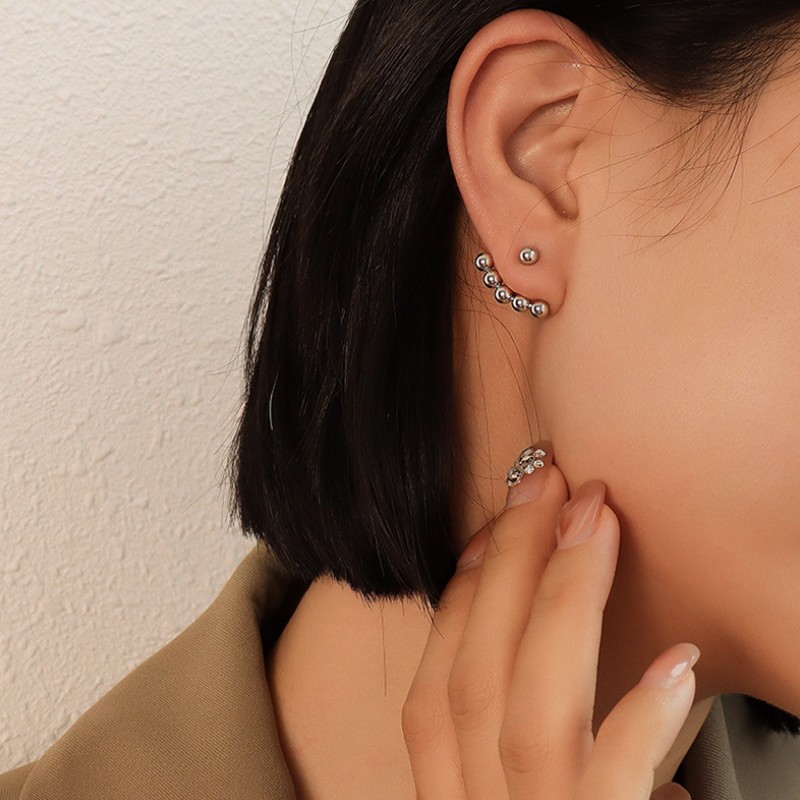 Bông Tai Nữ Cá Tính Titan Ko Đen TT 3736