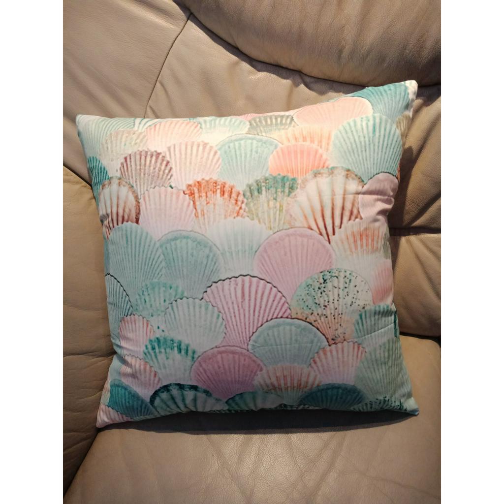 Vỏ gối trang trí hoạ tiết vỏ ốc biển