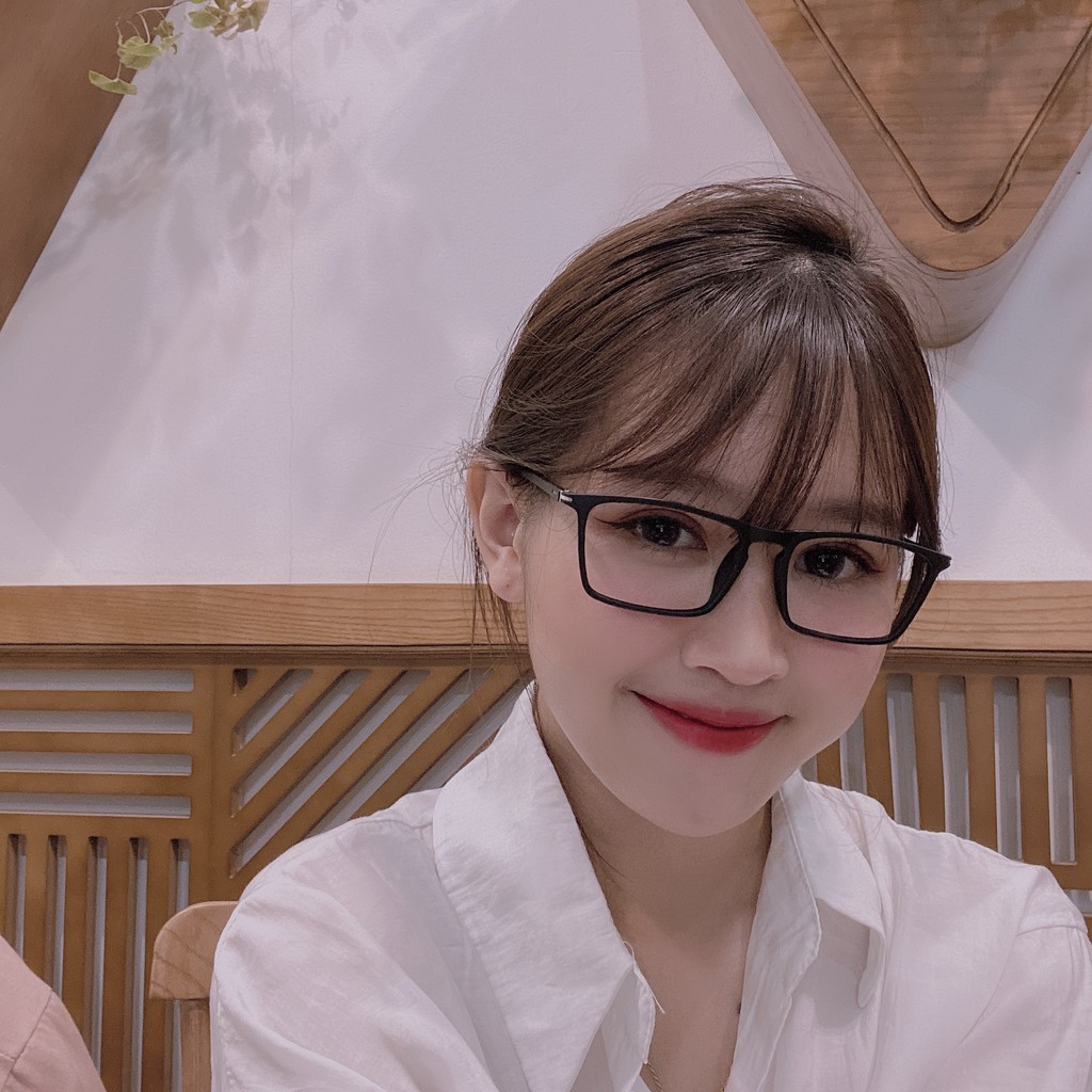 Gọng kính cận siêu dẻo dáng chữ nhật thiết kế thanh lịch, Gọng kính cận nhựa dẻo chữ nhật 165 | BigBuy360 - bigbuy360.vn
