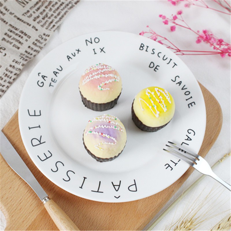 4cm CAKE Pendant Scented Charm Slow Rising Collection Squeeze Stress Reliever Toys key ring