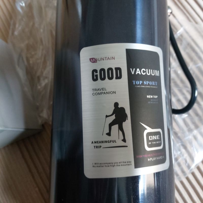 Bình giữ nhiệt cao cấp 1500ml (Hình thực tế) có nắp lưới lọc, vai cầm tay