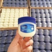 Sáp dưỡng ẩm vaserlin 49g chính hãng Mỹ.