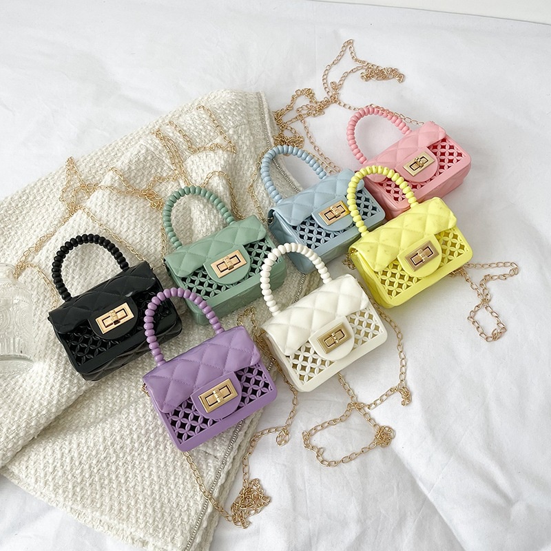 Túi xách JASMIN NOIR tote bằng pvc có khóa gài bề mặt khoét rỗng dành cho nữ