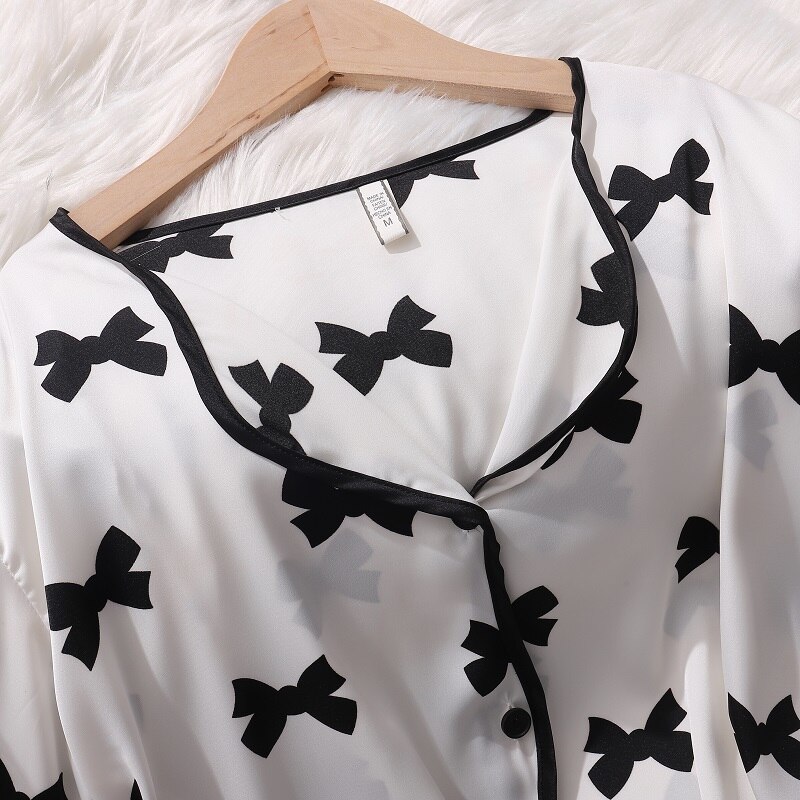 Bộ đồ ngủ lụa satin in họa tiết da báo thời trang thoải mái cho nữ