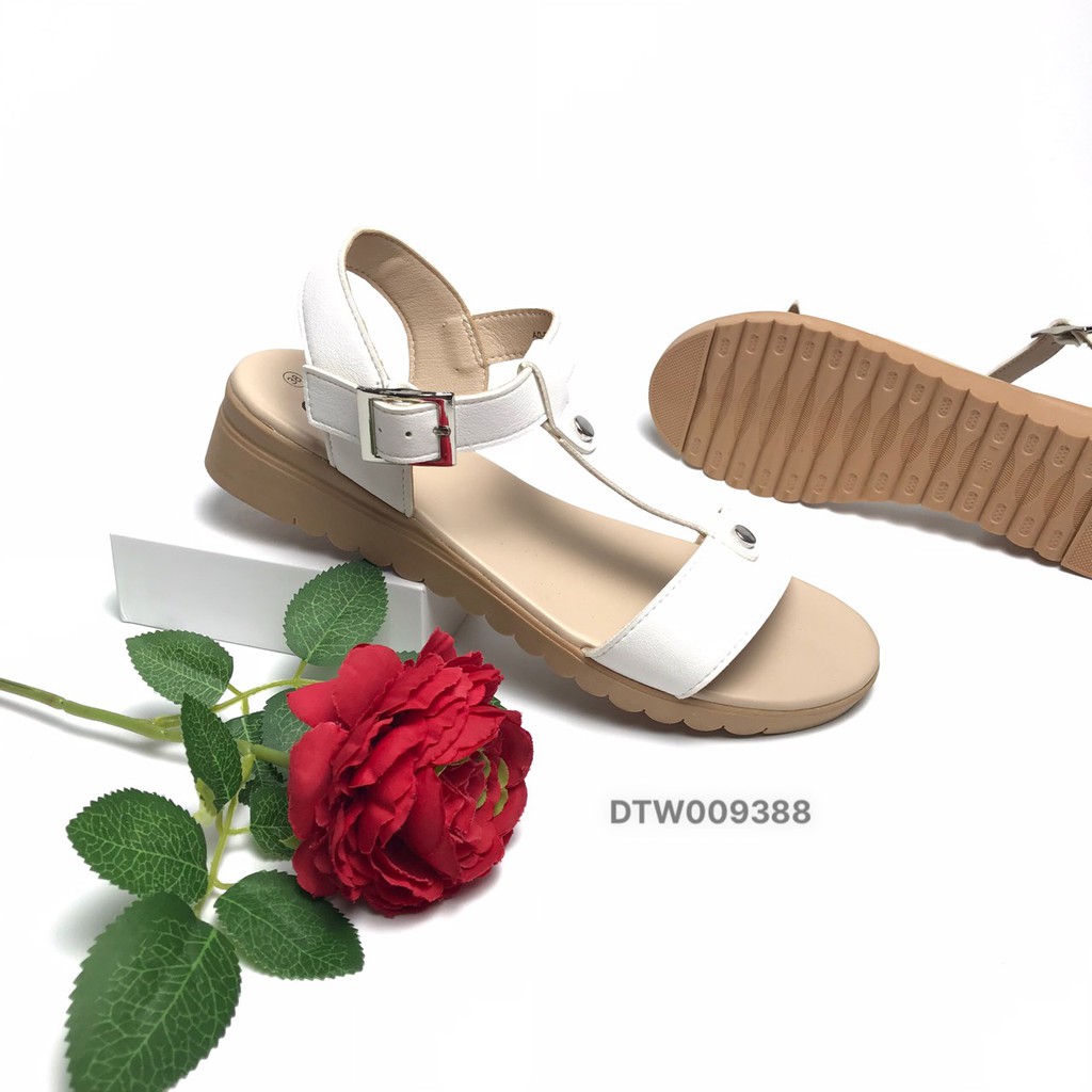 Sandal nữ BlTIS ❤️FREESHIP❤️ Dép quai hậu nữ khuy cài màu trắng DTW009388