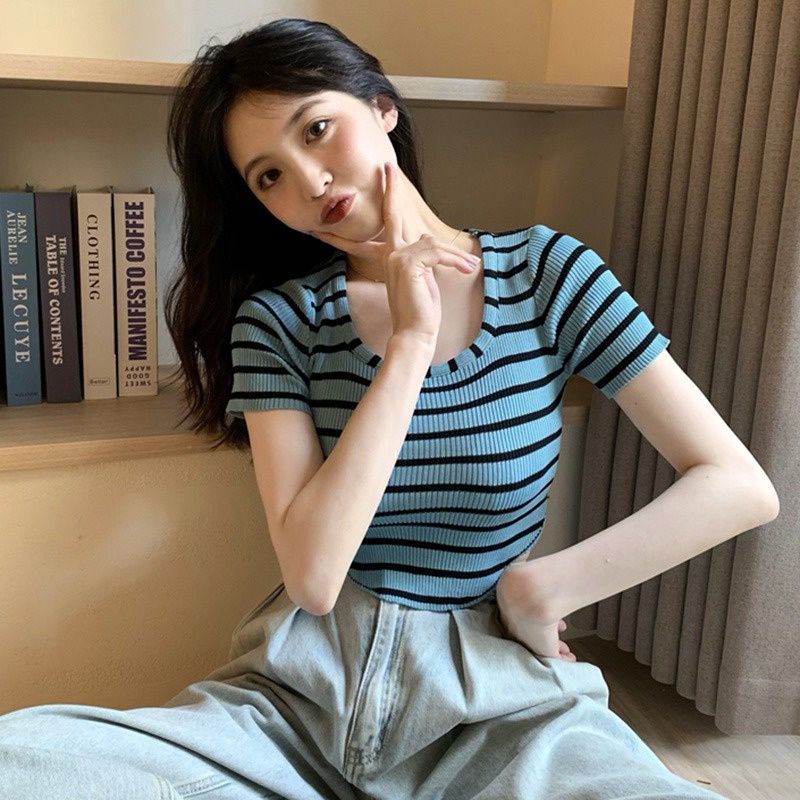 Áo Thun Croptop Dệt Kim Tay Ngắn Cổ Tròn Kẻ Sọc Kiểu Hàn Quốc Thời Trang Mùa Hè Cho Nữ