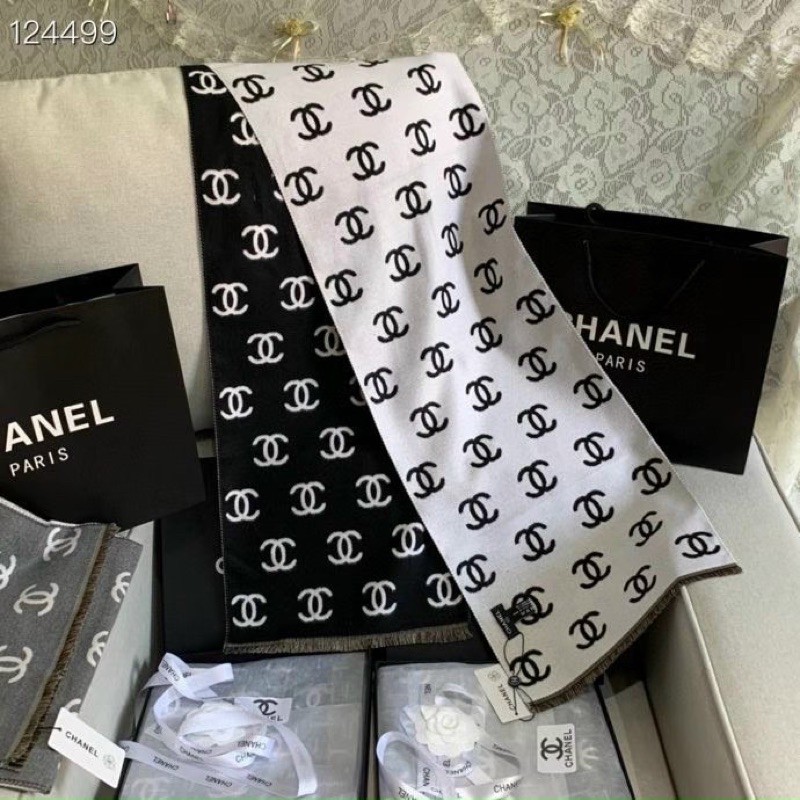 Khăn quàng cổ nỉ