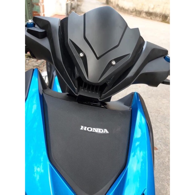 Mão Chắn Gió Kiểu Sói WINNER X V2 Đen Nhám