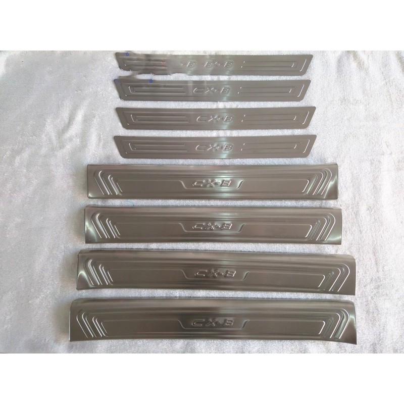 Ốp Bậc Cửa Cho Xe Mazda Cx8 2019 2020 2021-mẫu inox