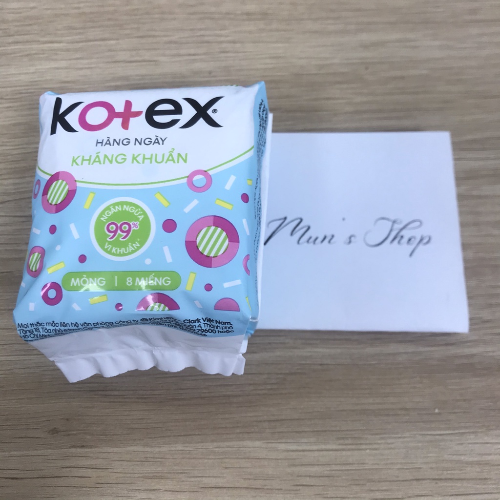 Băng vệ sinh  KOTEX 8 Miếng - bvs hàng ngày 8 miếng /20 miếng