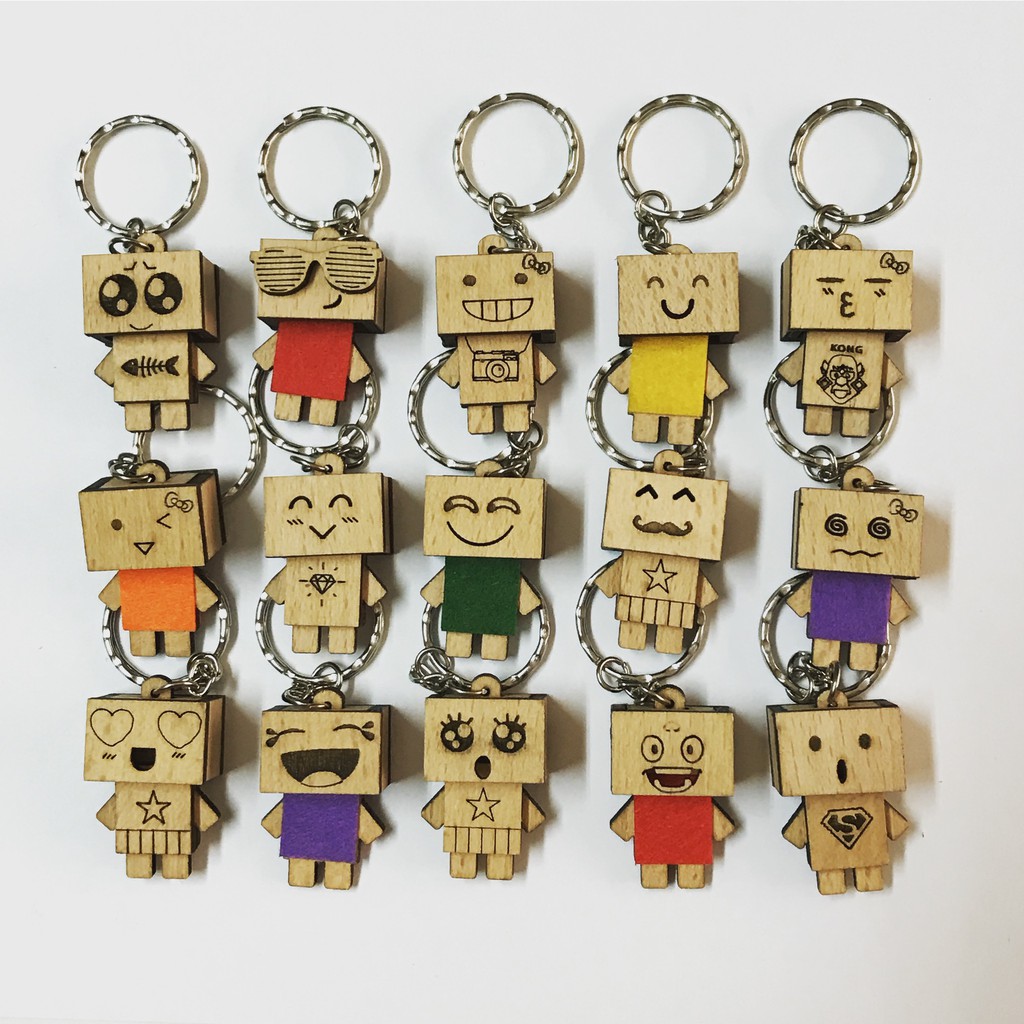 Móc Khóa Danbo Sắc Thái - Handmade - Chất Liệu Gỗ (Veneer)