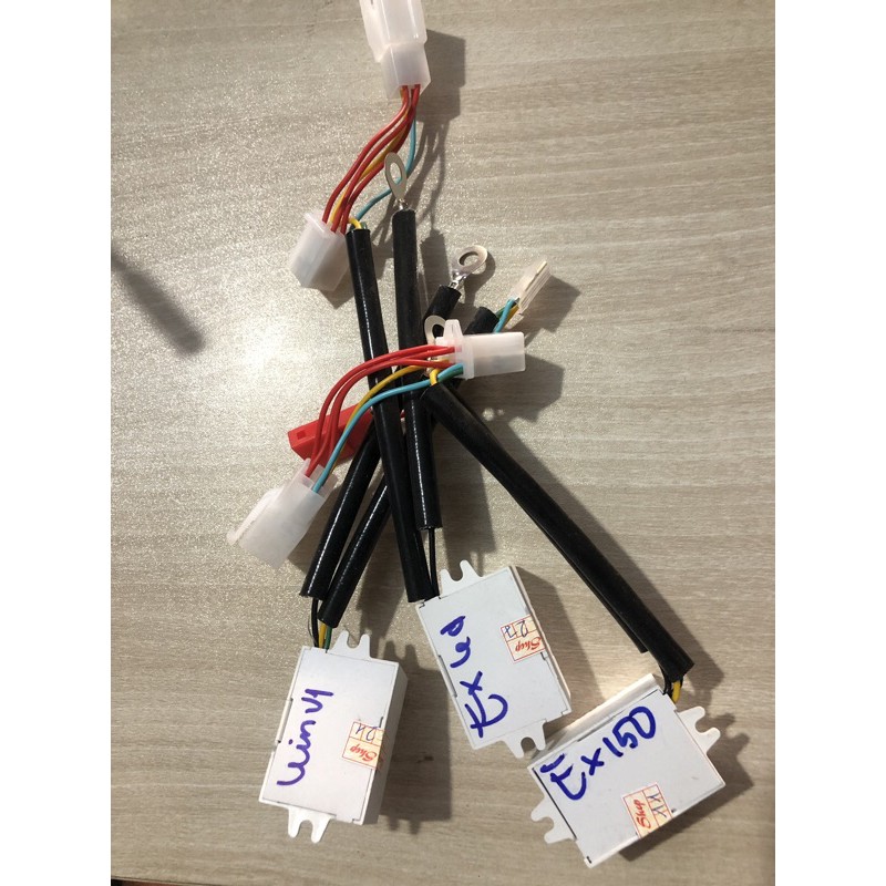 Full bộ mạch hazard ( ưu tiên ) sáng cả 4 bóng xi nhan ( có cho satria, sonic , ex 150, vario, winner)