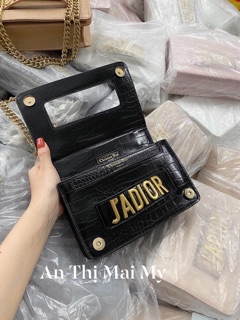 Túi jadior mẫu da rắn trơn sần
