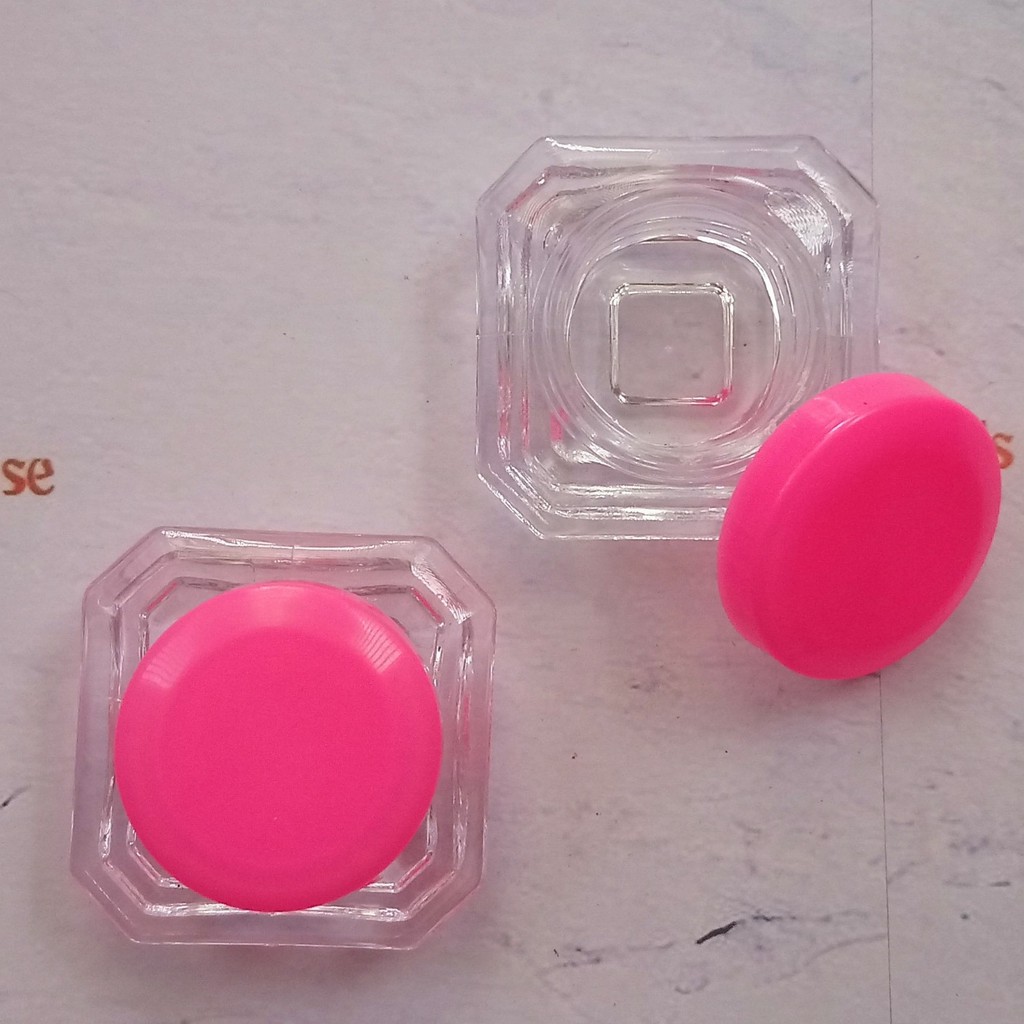 Hũ nhựa DĨA BAY vuông sọc nắp hồng 5g - hủ chiết mỹ phẩm, đựng kem face, phụ kiện du lịch.