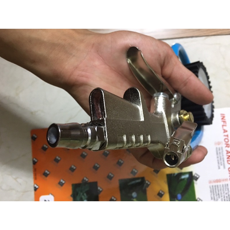 Súng bơm lốp cầm tay đồng hồ “dầu,khô”