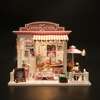 nhà búp bê đồ Chơi Mô Hình DIY Lắp Ráp Gỗ Mô Hình Tiệm Bánh Kẹo Chocolate Tuyệt Vời Mini Thu Nhỏ  C007 Có Đèn