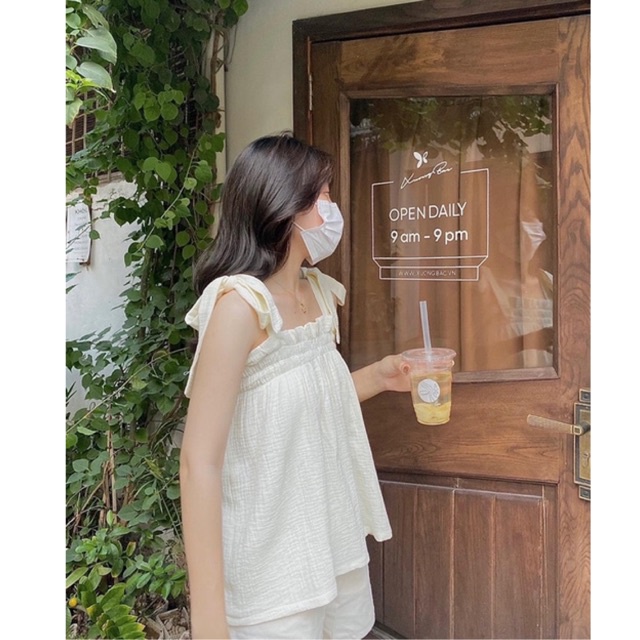 Áo dây thắt nơ,bo chun viền ngực