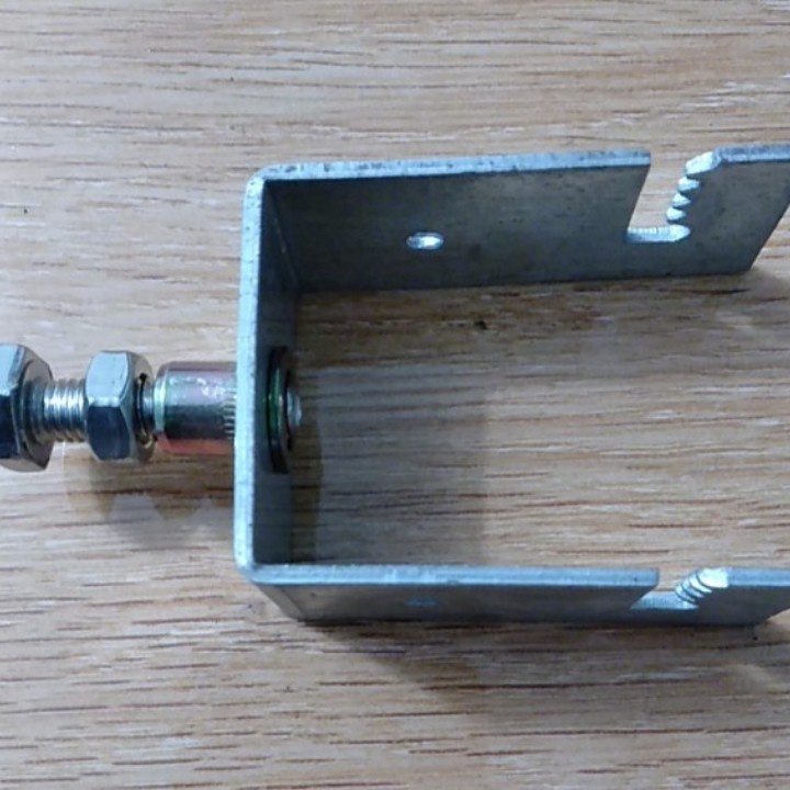 Kẹp U Kín Nước 30*60. 40*40