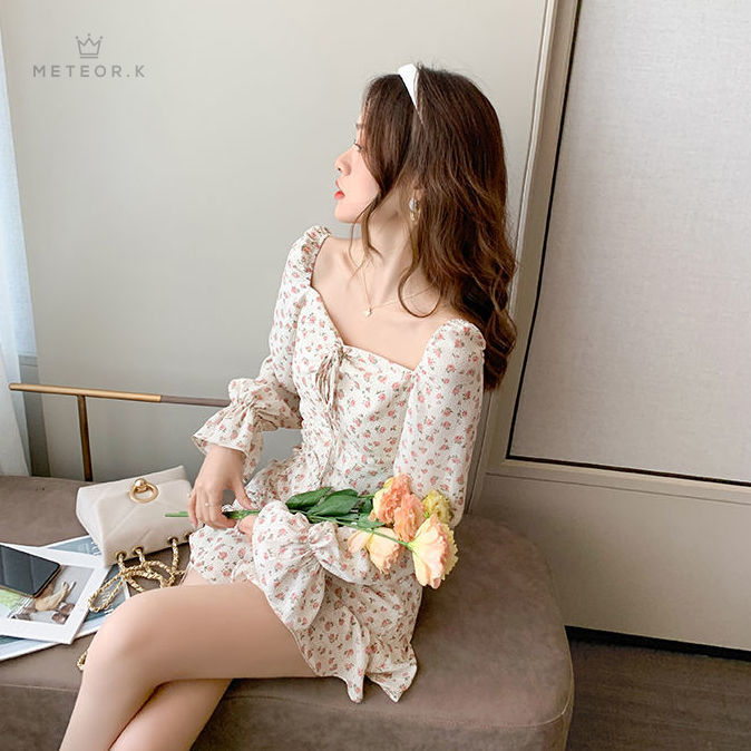 Đầm tay dài họa tiết hoa xinh xắn dành cho nữ | BigBuy360 - bigbuy360.vn