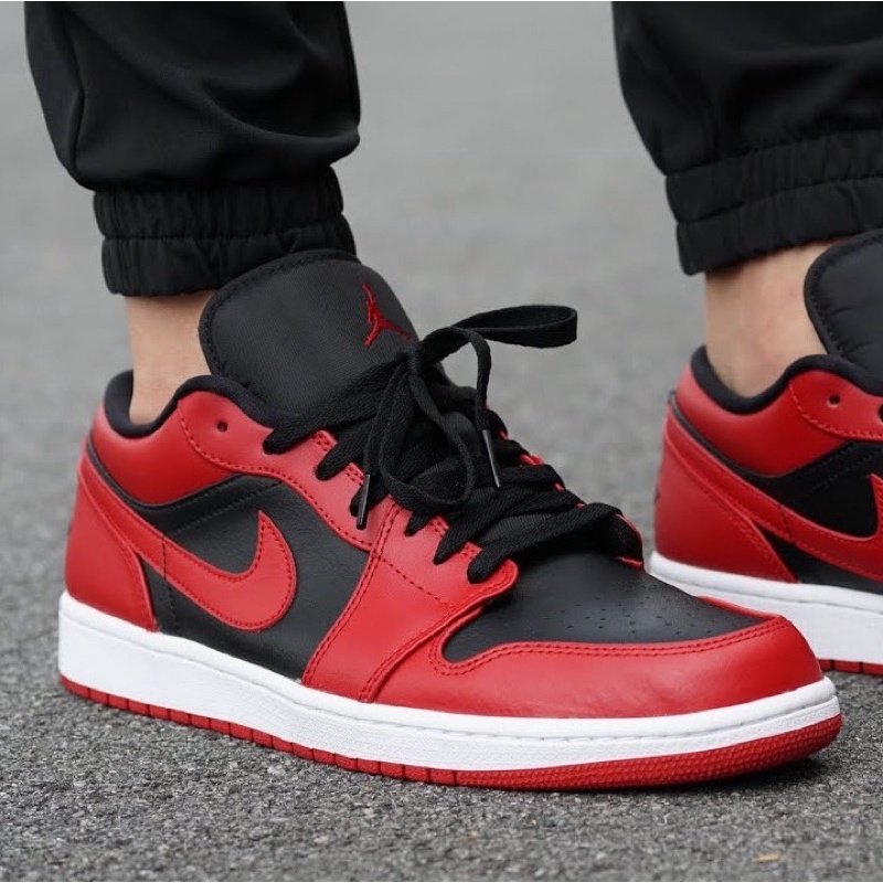 Giày ni.ke Jordan 1s bred low, phối màu cực cháy