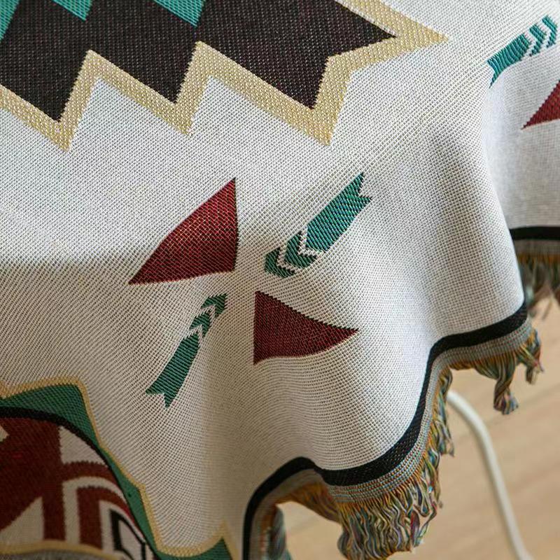 Khăn Trải Bàn Cà Phê Họa Tiết Thổ Cẩm Đơn Giản Hiện Đại