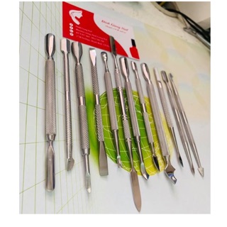 Nĩa cạo đẩy da chết