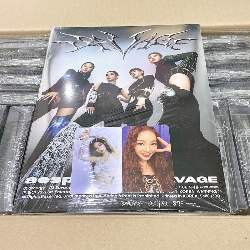 *Có-Sẵn* ẢNH AESPA SAVAGE FULL CARD KARINA
