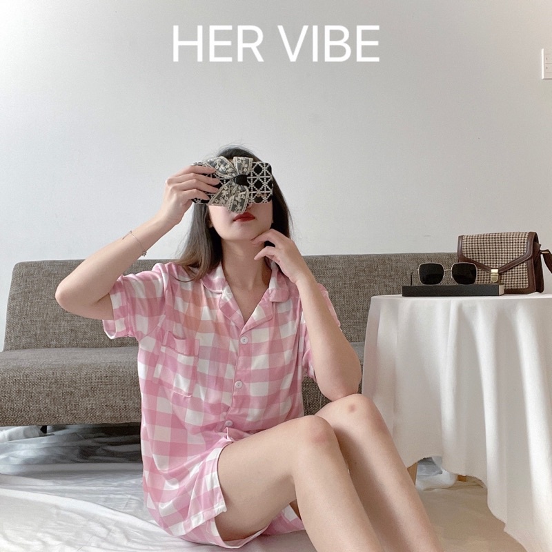 Đồ bộ nữ cộc tay quần ngắn cổ bẻ mặc nhà xinh xắn, mát, thấm hút mồ hôi nhiều màu cotton lạnh cao cấp Her Vibe