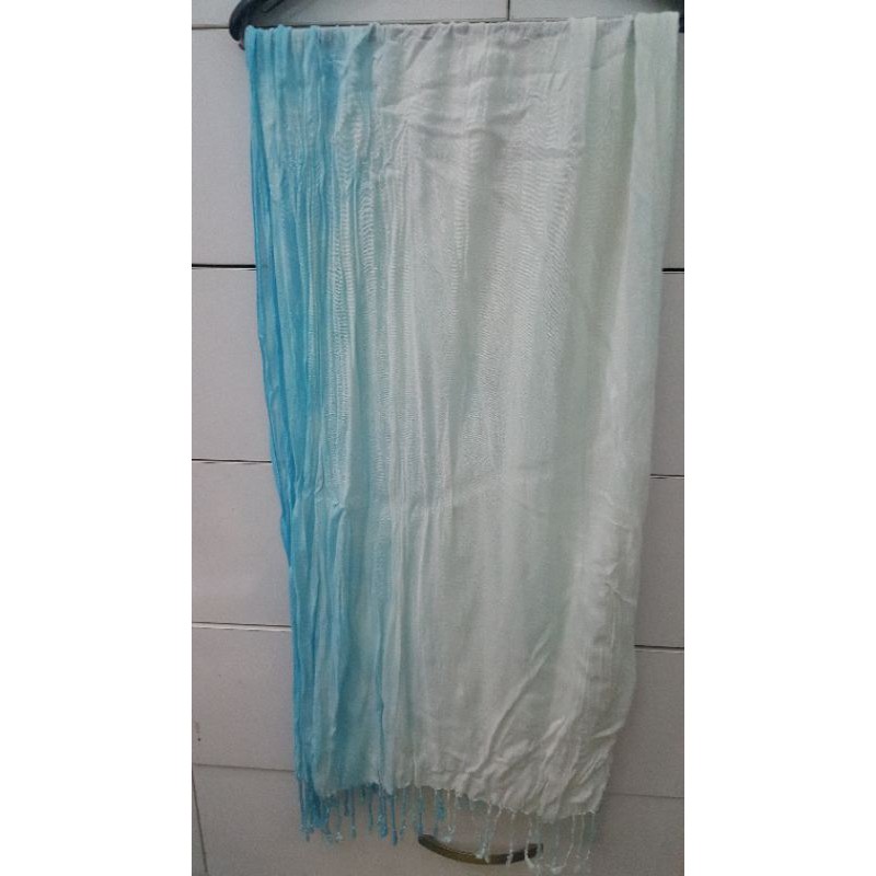 Khăn choàng  thời trang kt : 2m×0.7m