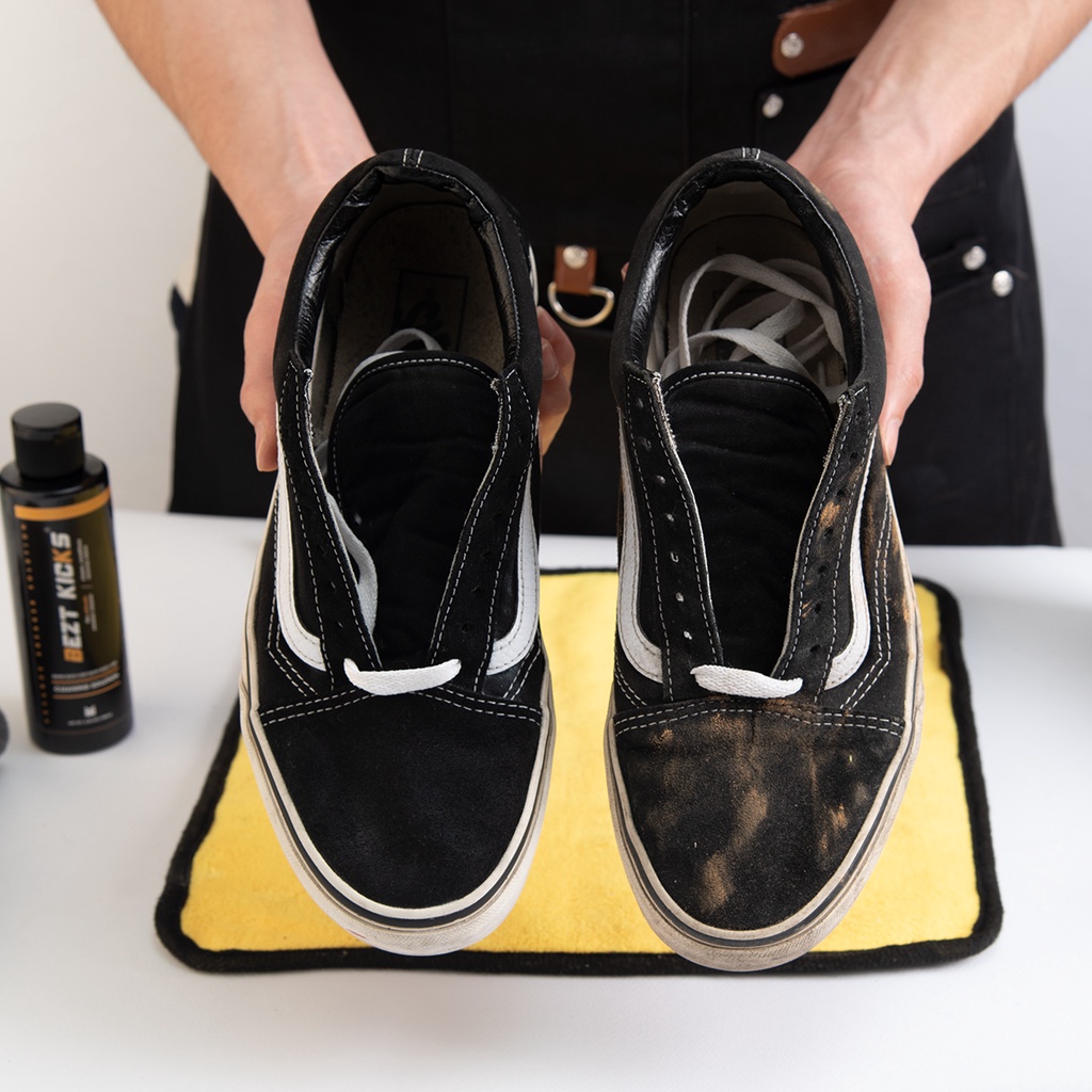 Bộ làm sạch giày Bezt Kicks Ultimate Sneaker Cleaner.