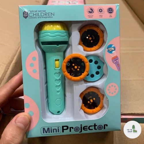 Đèn pin chiếu hình - 10 đĩa gồm 80 hình cho các bé, hình ảnh sắc nét, ngộ nghĩnh, bé thoả sức khám phá