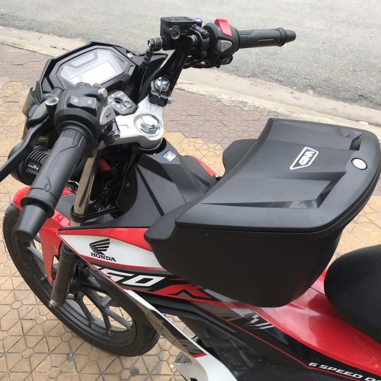 Pát gắn thùng giữa Givi Wave 125X, Sonic,  Wave Blade, Future II, Wave Alpha, Wave 110cc,...  đời mới chính hãng