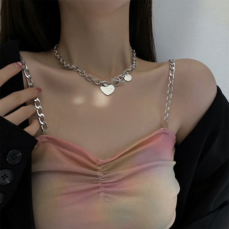 Vòng cổ nữ mặt dây hình trái tim thời trang