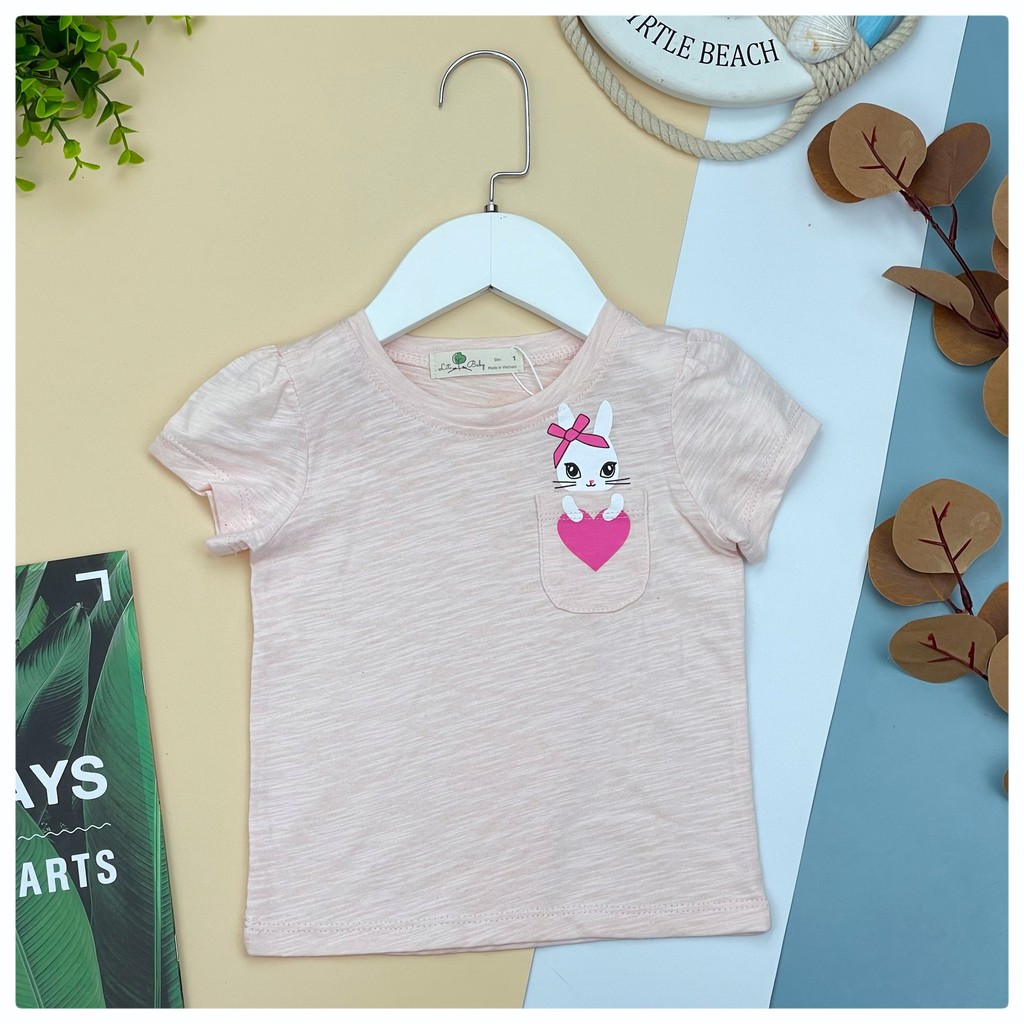 Áo cotton sược côc tay túi ngực bé gái size 1-5, cho bạn từ 10-17kg. Chất cotton sược mặc siêu mát, kiểu dáng đẹp. Lô 2