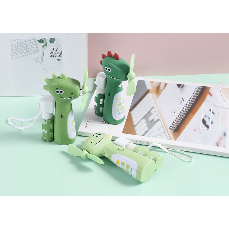Quạt mini cầm tay phun sương cực mát hình khủng long ( Giao màu ngẫu nhiên)