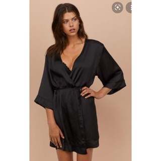 ÁO CHOÀNG NGỦ VẢI LỤA SATIN ( VNXK CHUẨN WEB )