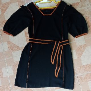 Thanh lý đầm Hnoss mới 100%
