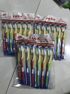 3 cây bàn chải đánh răng Thái Lăn jaga
