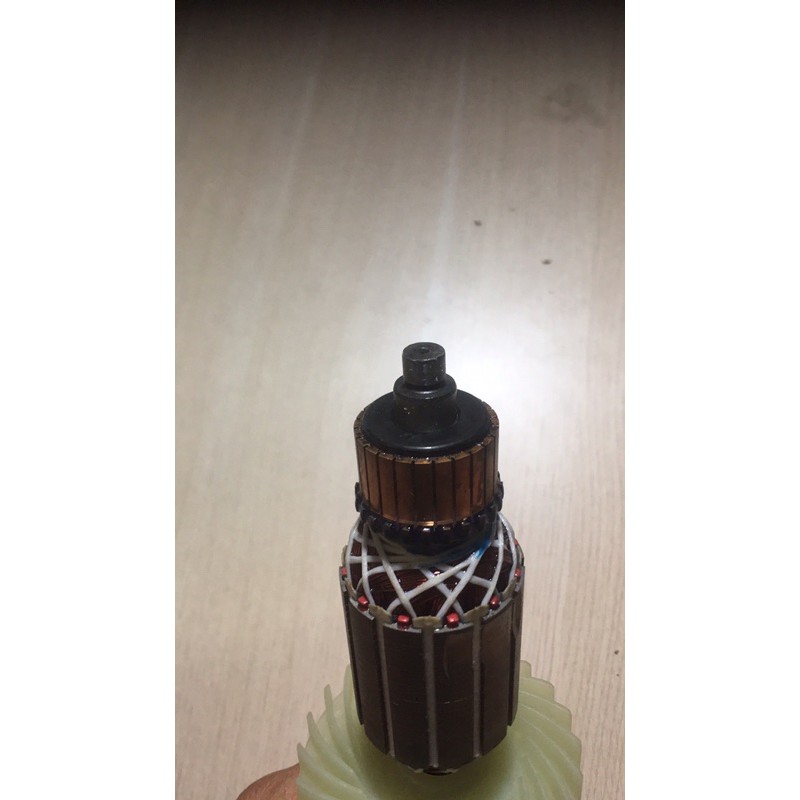 Roto máy cưa gỗ KAINOU 7005