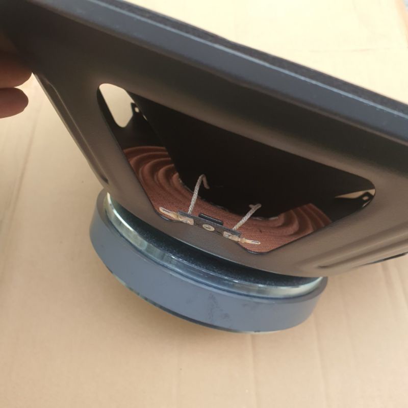 Bass 40 Coil 65 từ 170 trở kháng 4omh