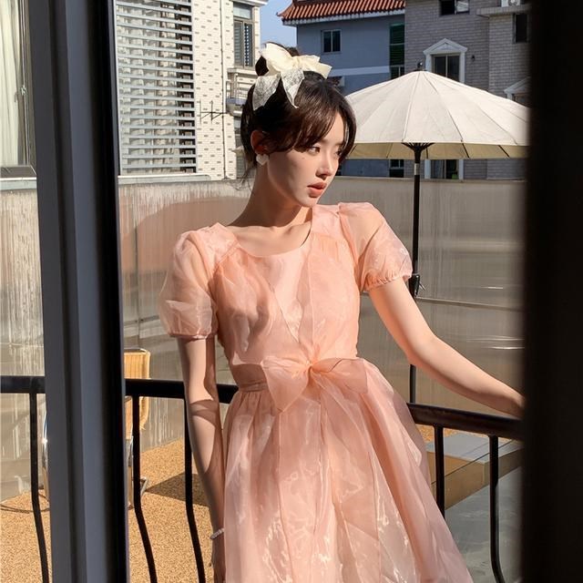 Đầm dáng xòe phối nơ tay ngắn mini Emilyshop